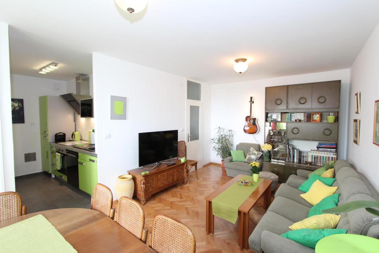 רוביני Apartment Elia מראה חיצוני תמונה