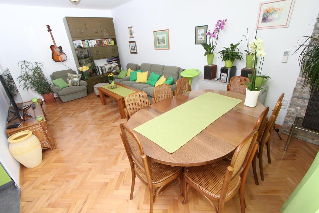 רוביני Apartment Elia מראה חיצוני תמונה